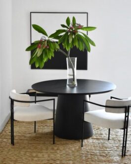 MACANUDO – Round Dining Table