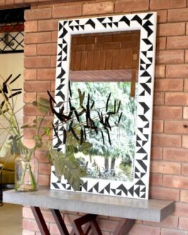 RAVEN – Wooden Frame Mirror